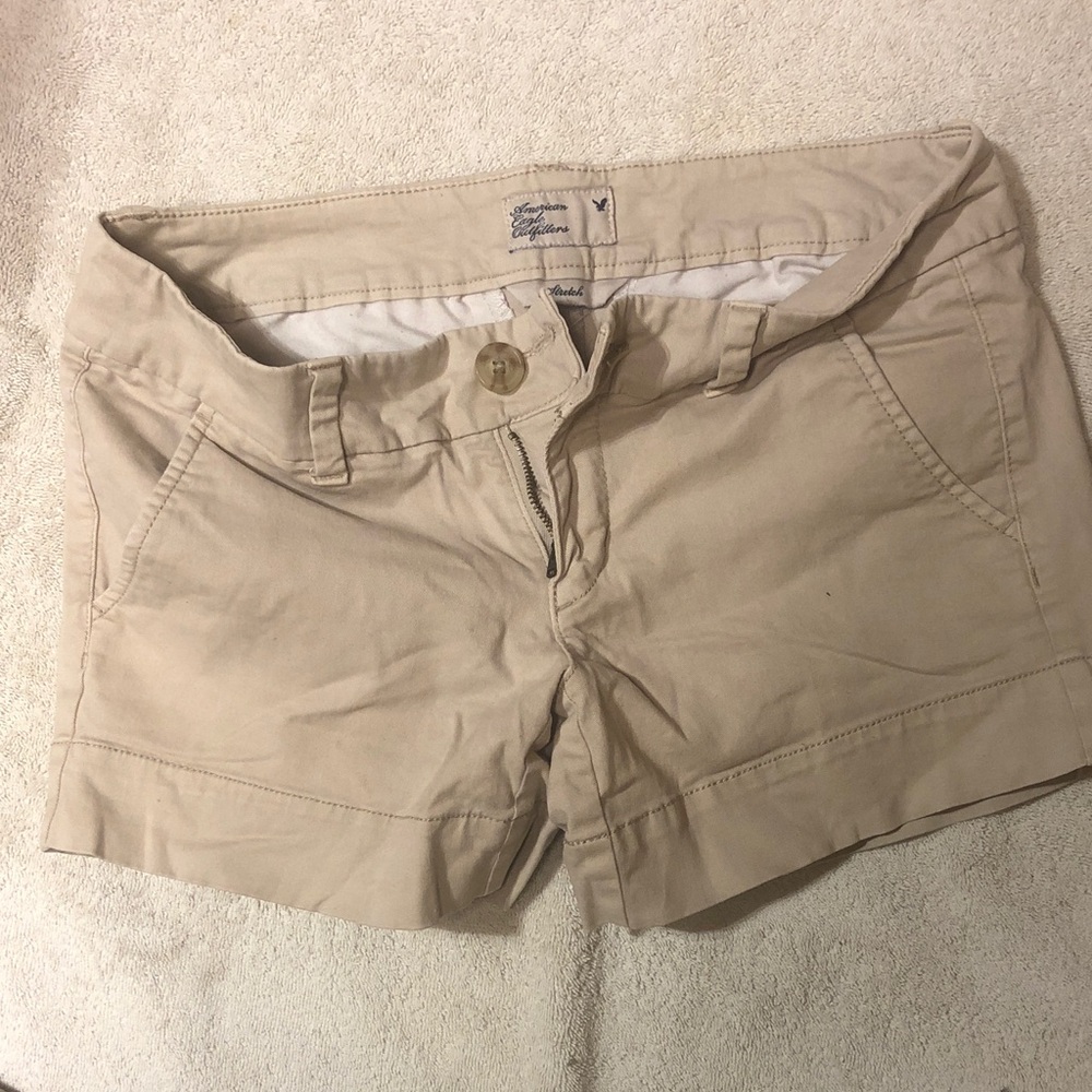 American Eagle Outfitters Beige Cargo Shorts